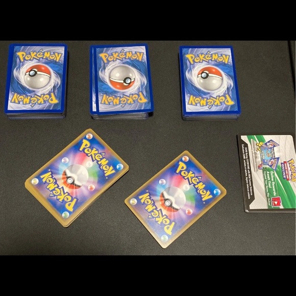 UPDATE: Pokémon Card Lot Mixed (40) & Tapa Pins - Picture 2 of 6